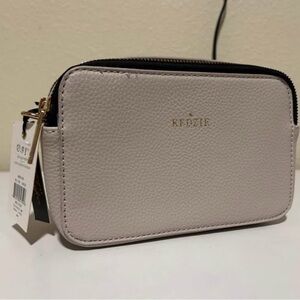 Kedzie Cream Cosmetic Bag